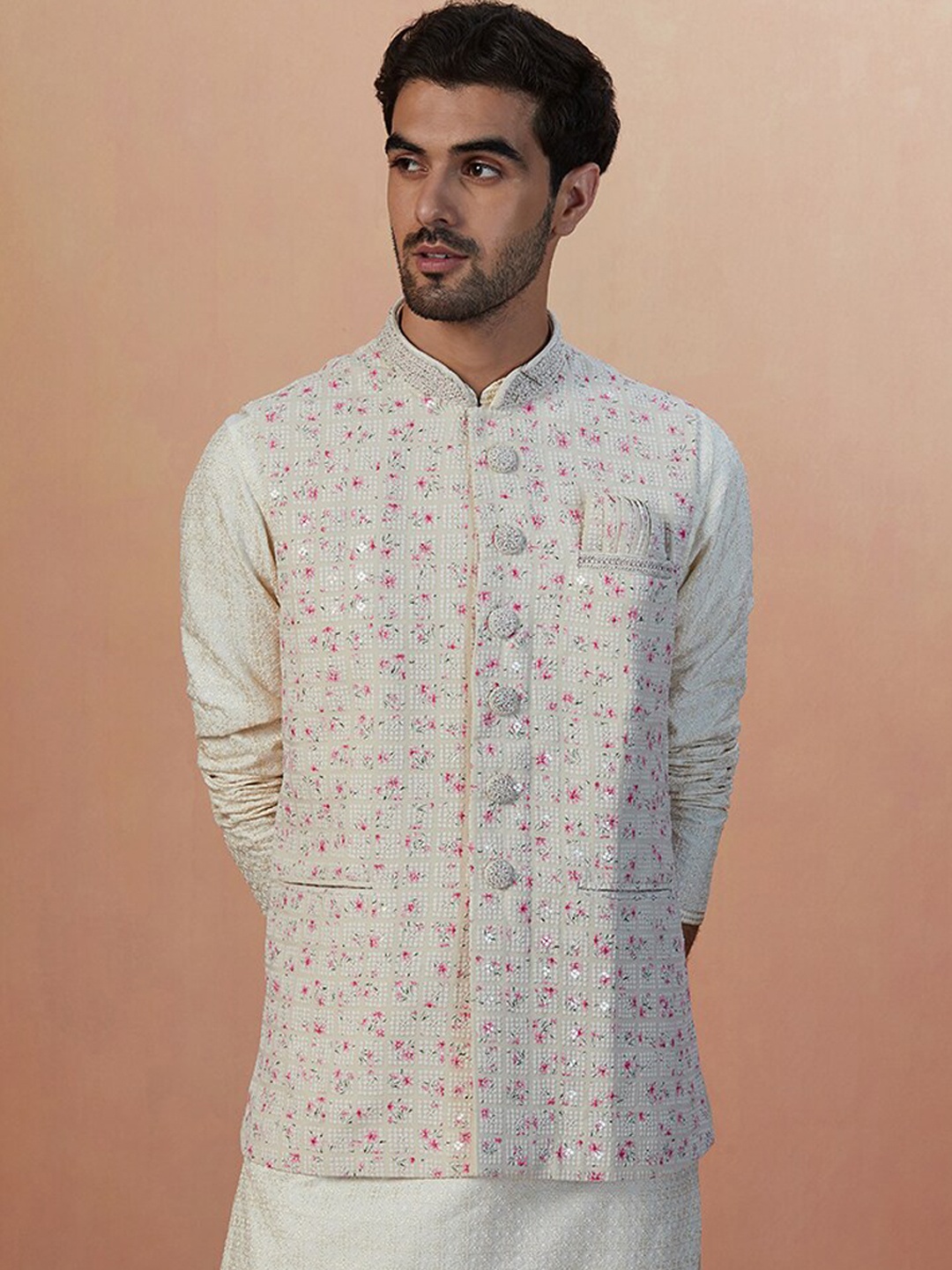 

Manyavar Men Printed Woven Sleeveless Nehru Jacket, Beige