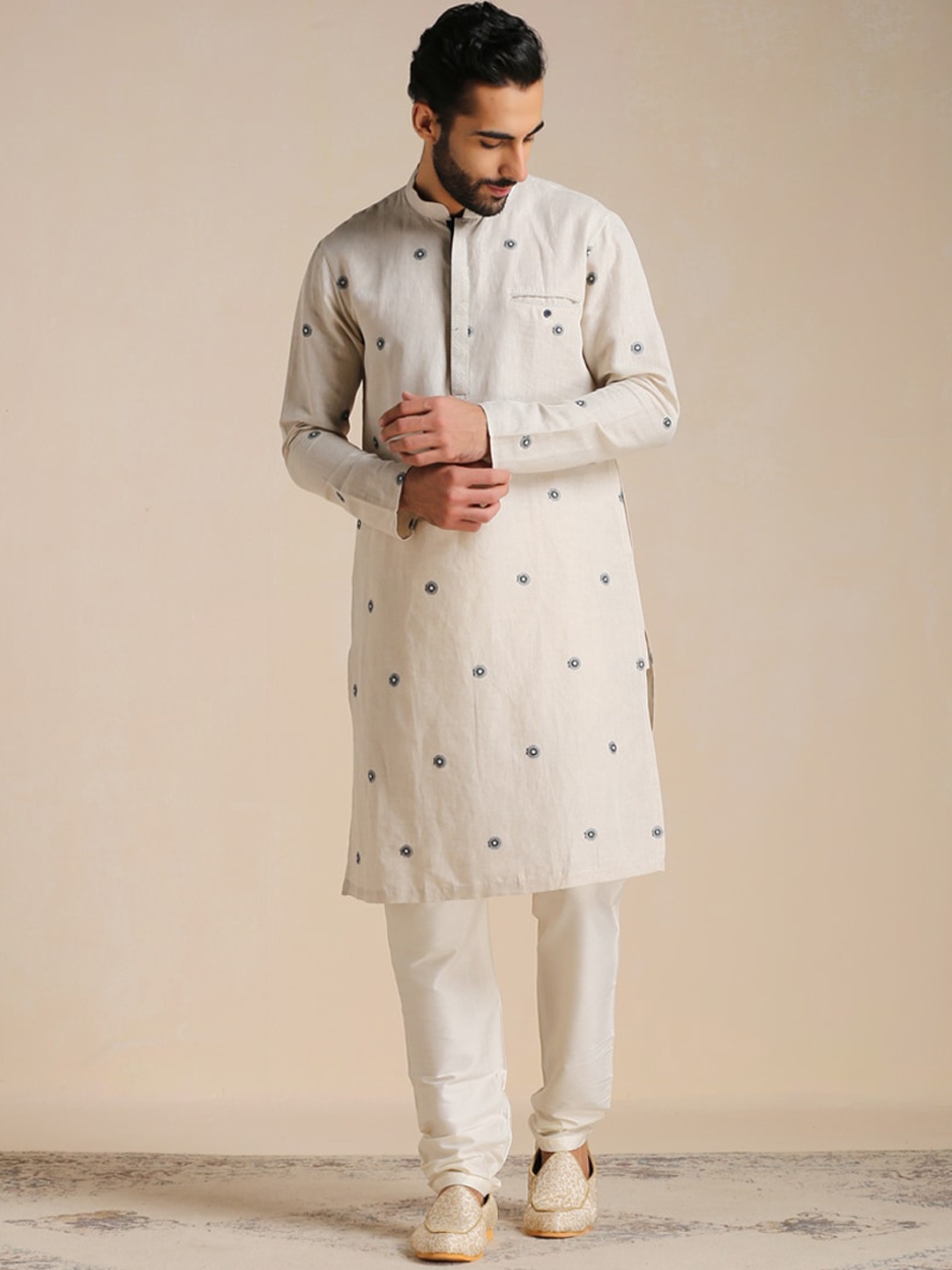 

Manyavar Floral Woven Design Cotton Kurta, Beige