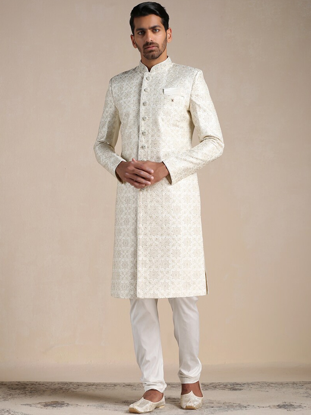 

Manyavar Men Self Design Sherwani Churidar Set, White