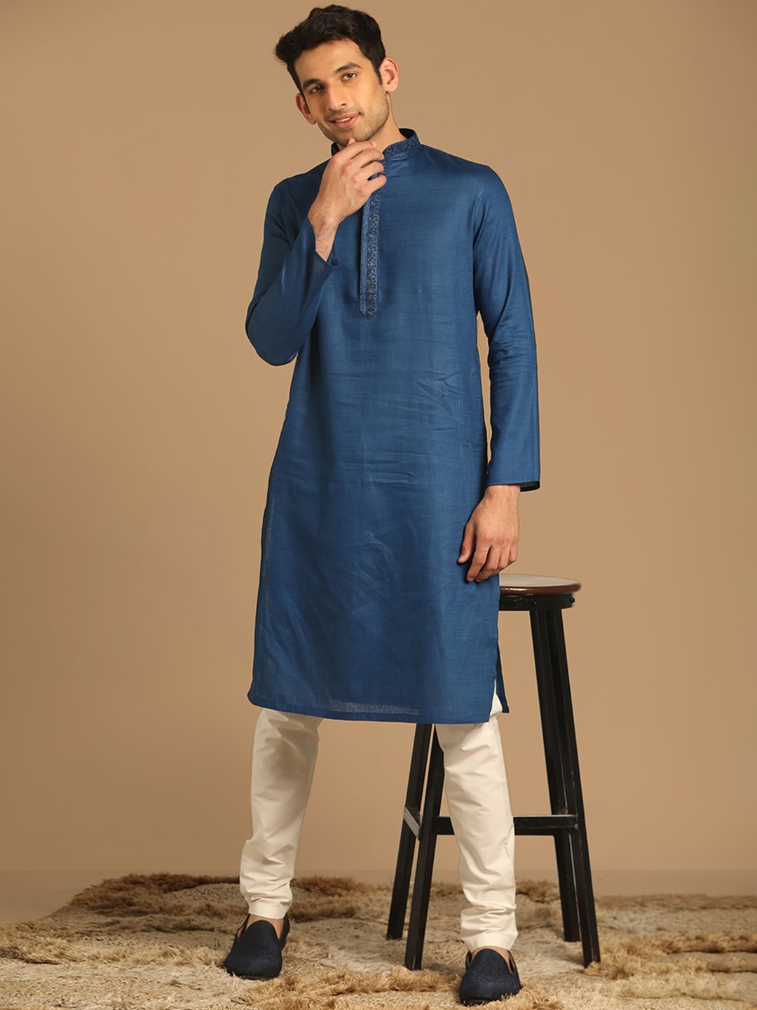 

Manyavar Men Mandarin Collar Pure Cotton Kurta with Pyjamas, Blue