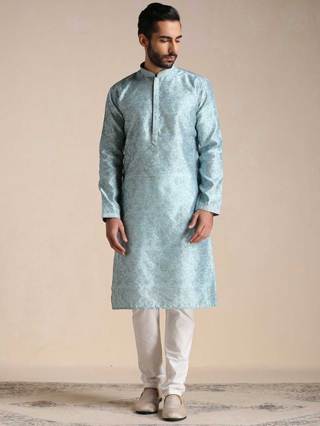 

Manyavar Men Mandarin Collar Kurta with Pyjamas, Blue