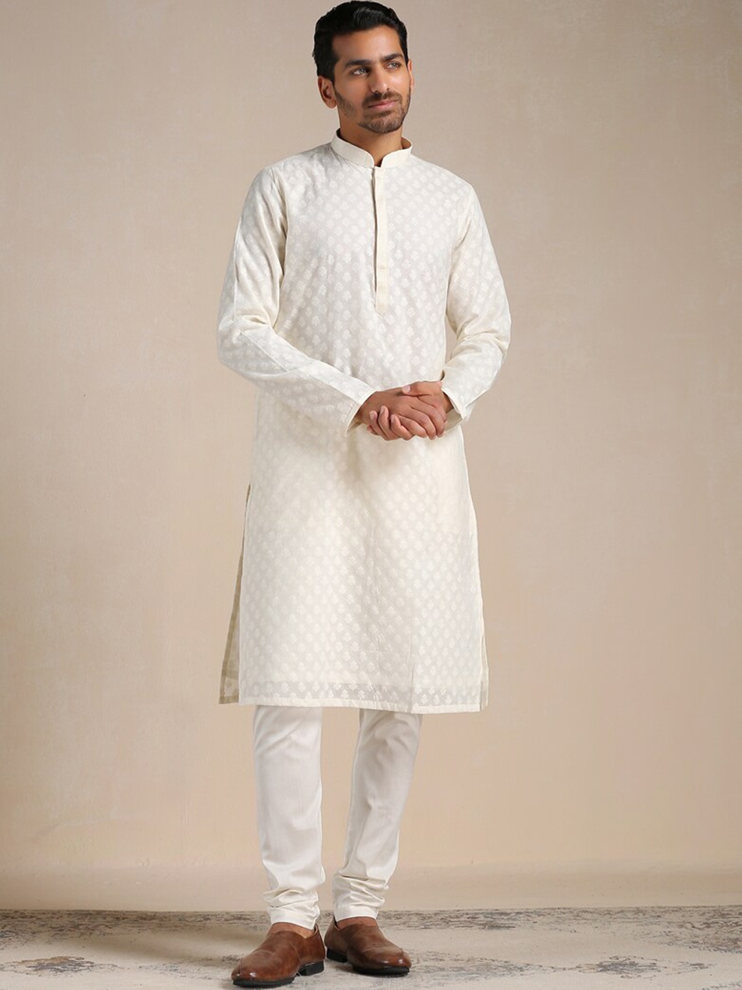 

Manyavar Men Printed Kurta with Churidar, Cream