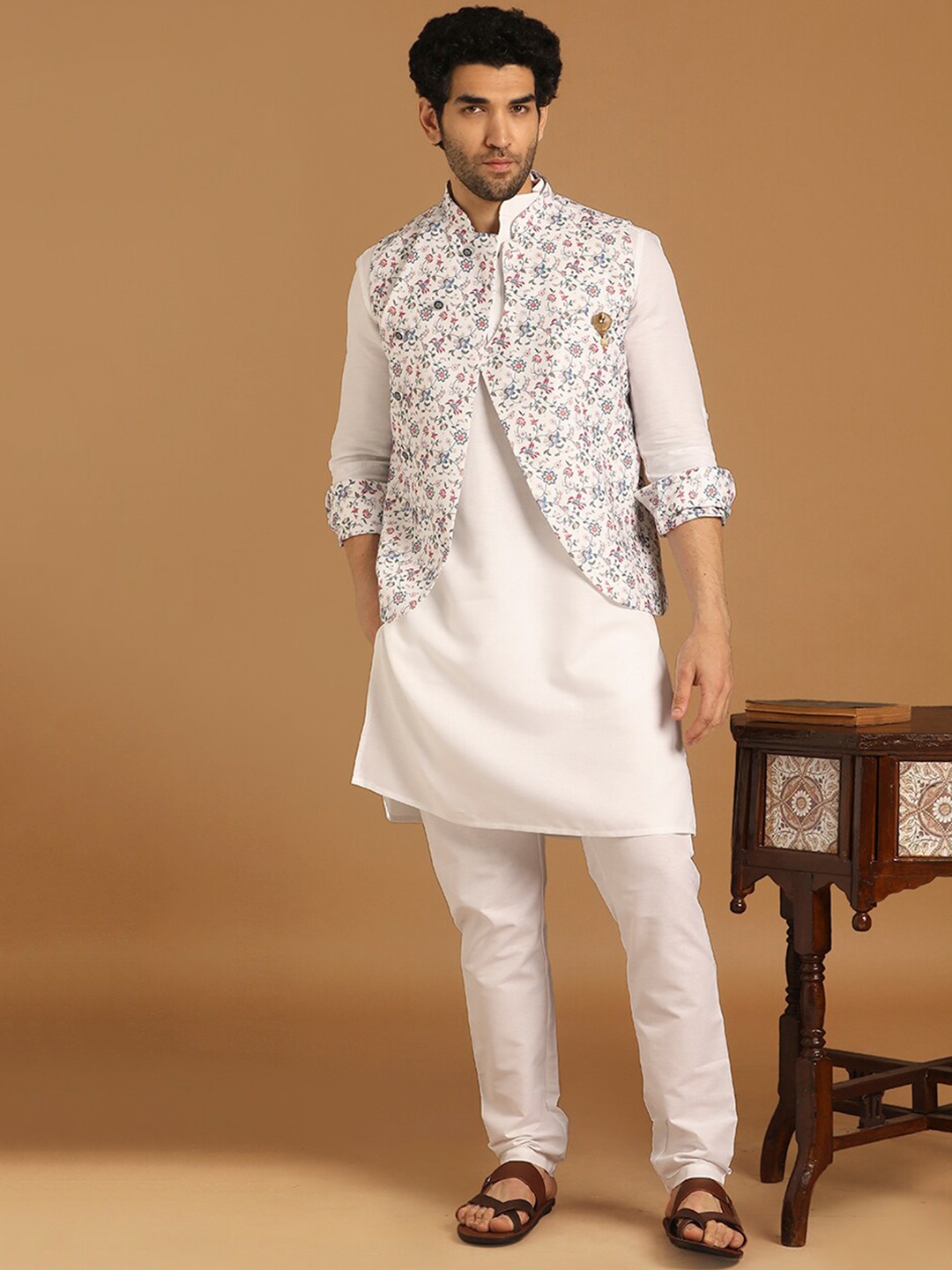 

Manyavar Men Self Design Kurta & Pyjama with Nehru Jacket, White