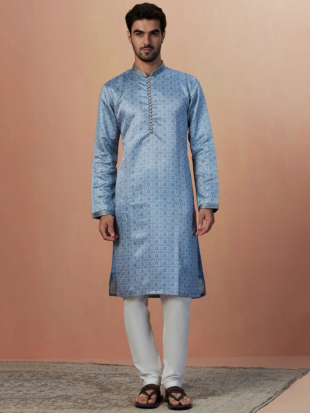 

Manyavar Men Ethnic Motifs Printed Kurta with Pyjamas, Blue