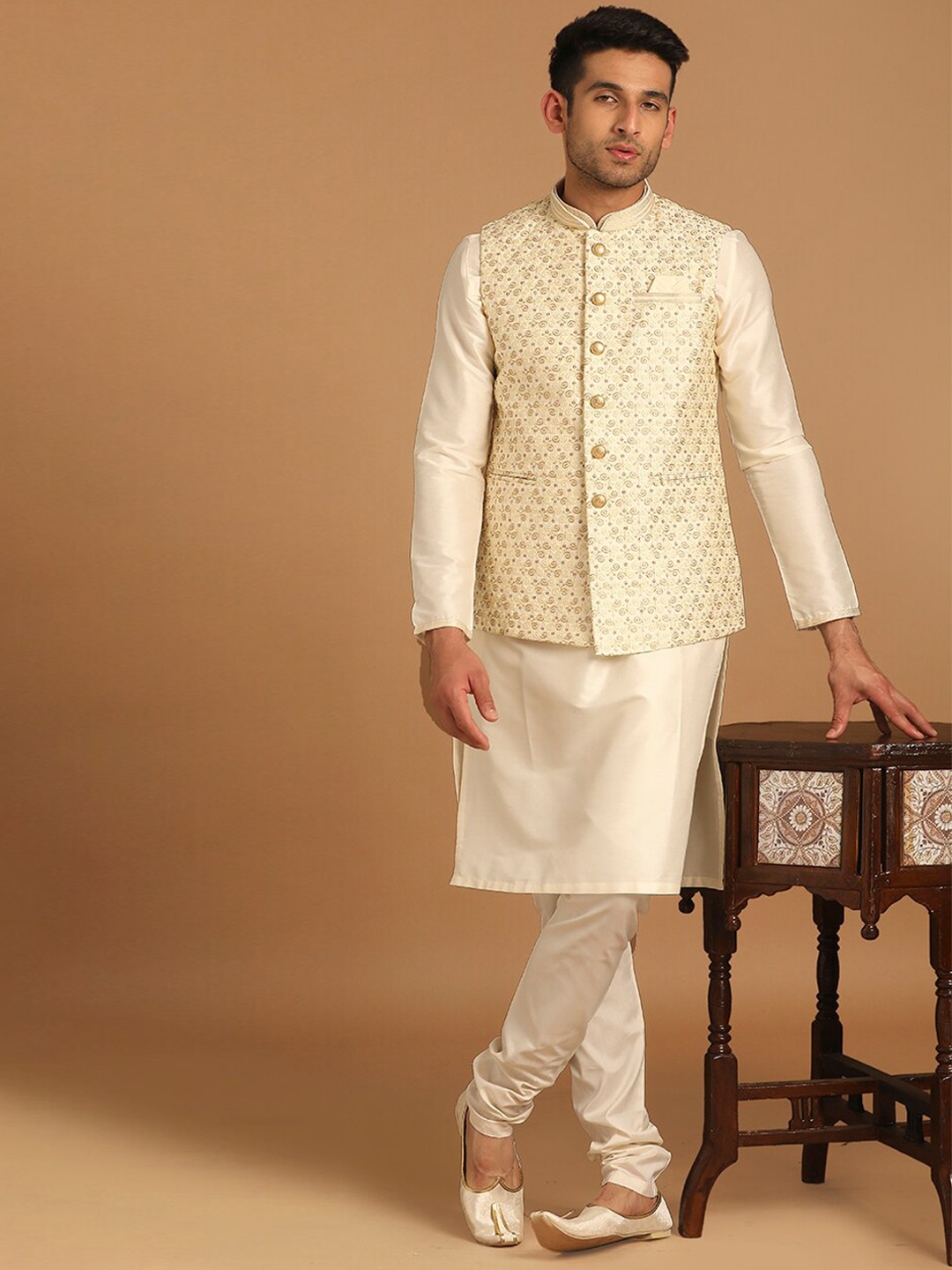 

Manyavar Men Printed Kurta with Churidar & Nehru Jacket, Cream