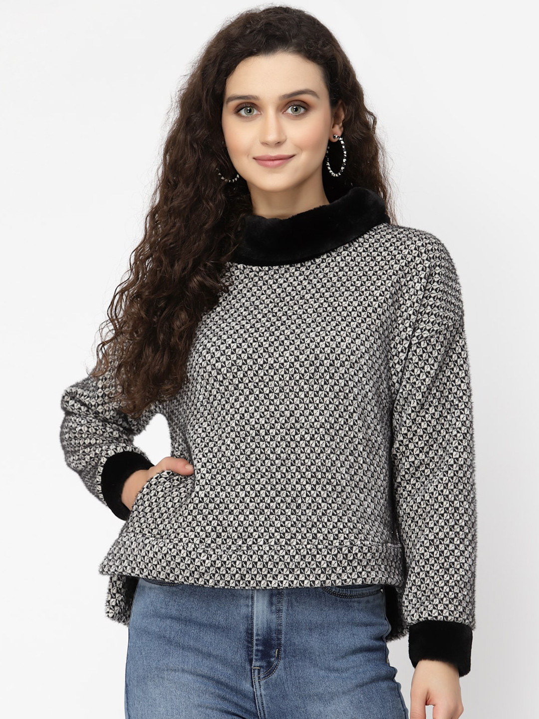 

Juelle Printed Fleece Sweatshirt, Black