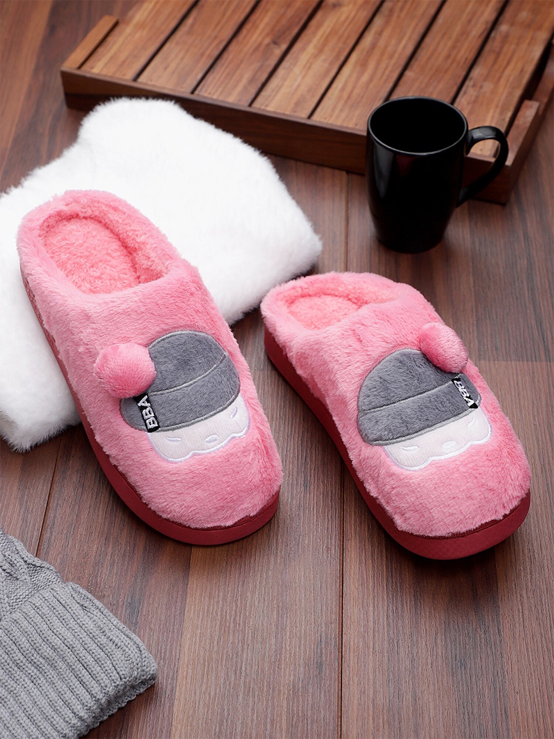

Pampy Angel Women Printed Room Slippers, Pink
