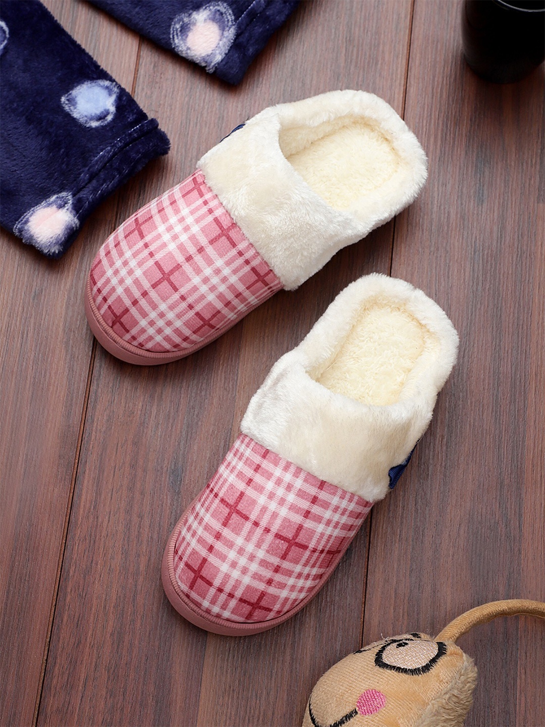 

Pampy Angel Women Printed Room Slippers, Pink