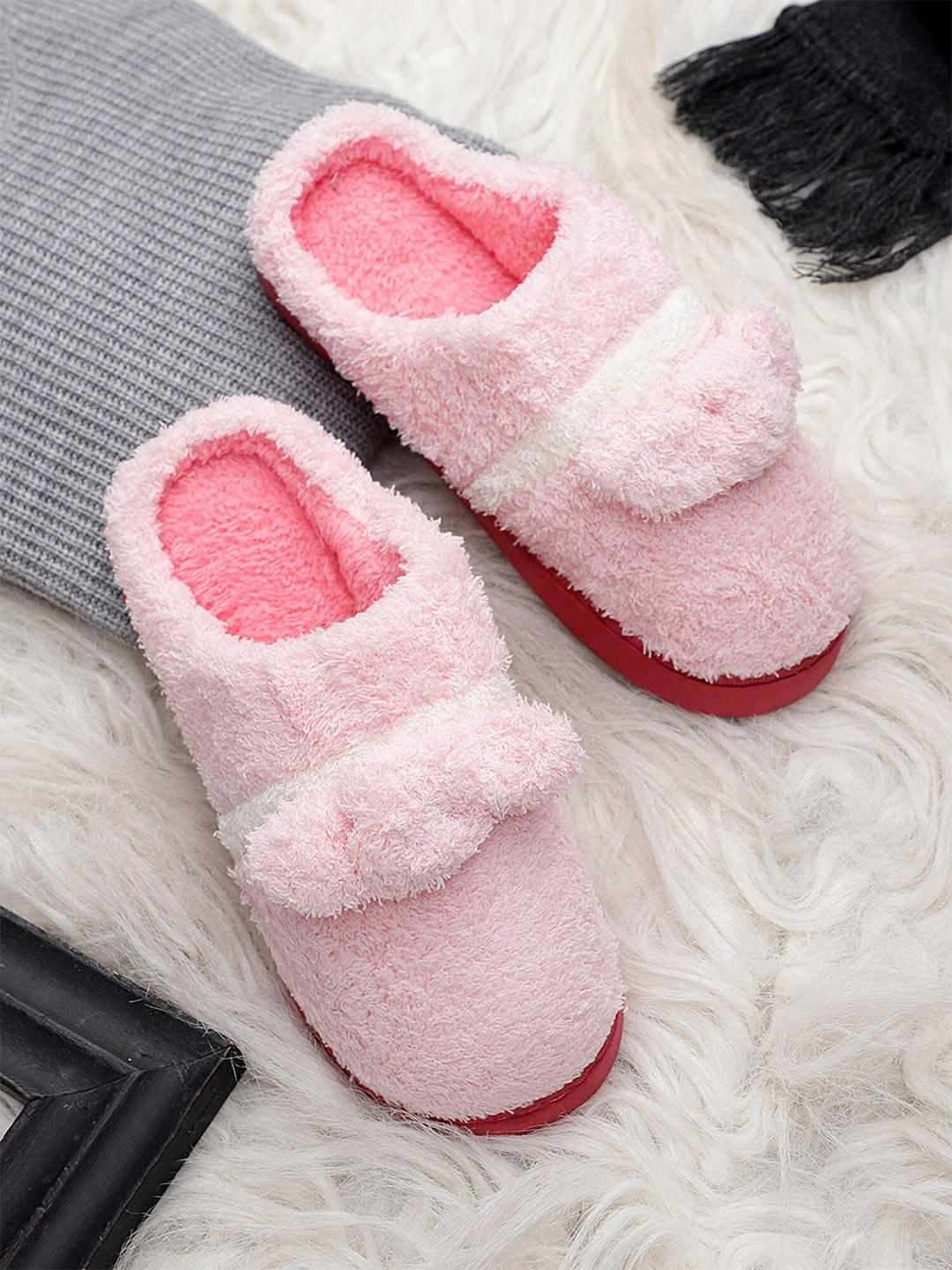 

Pampy Angel Women Printed Room Slippers, Pink