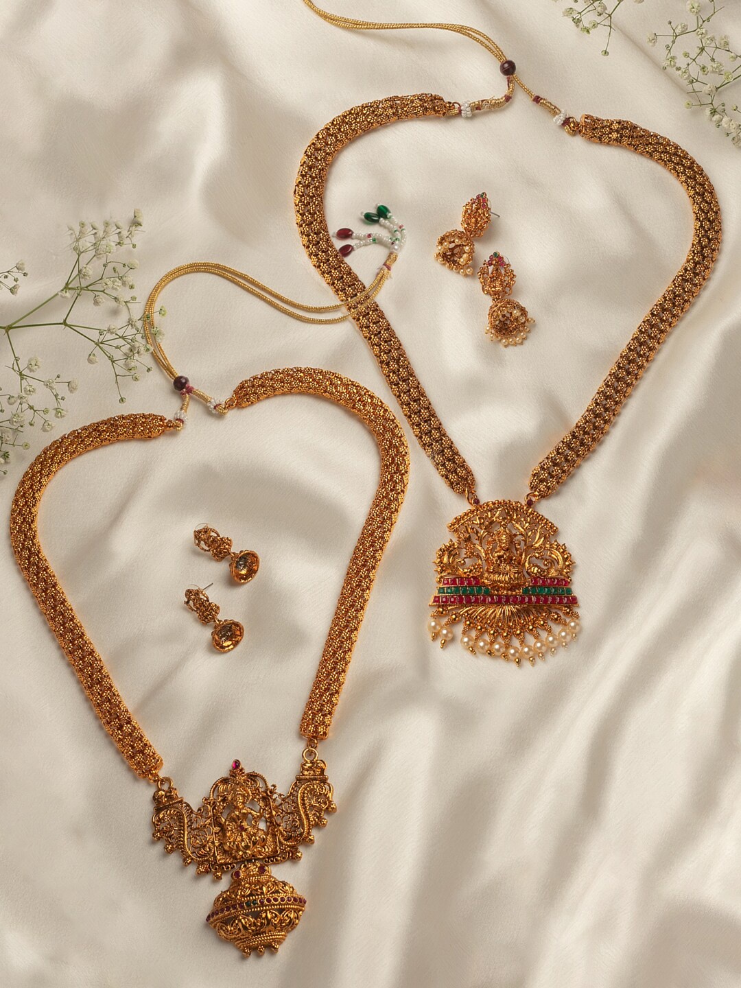 

Zaveri Pearls Artifical Stones Jewellery Set, Gold