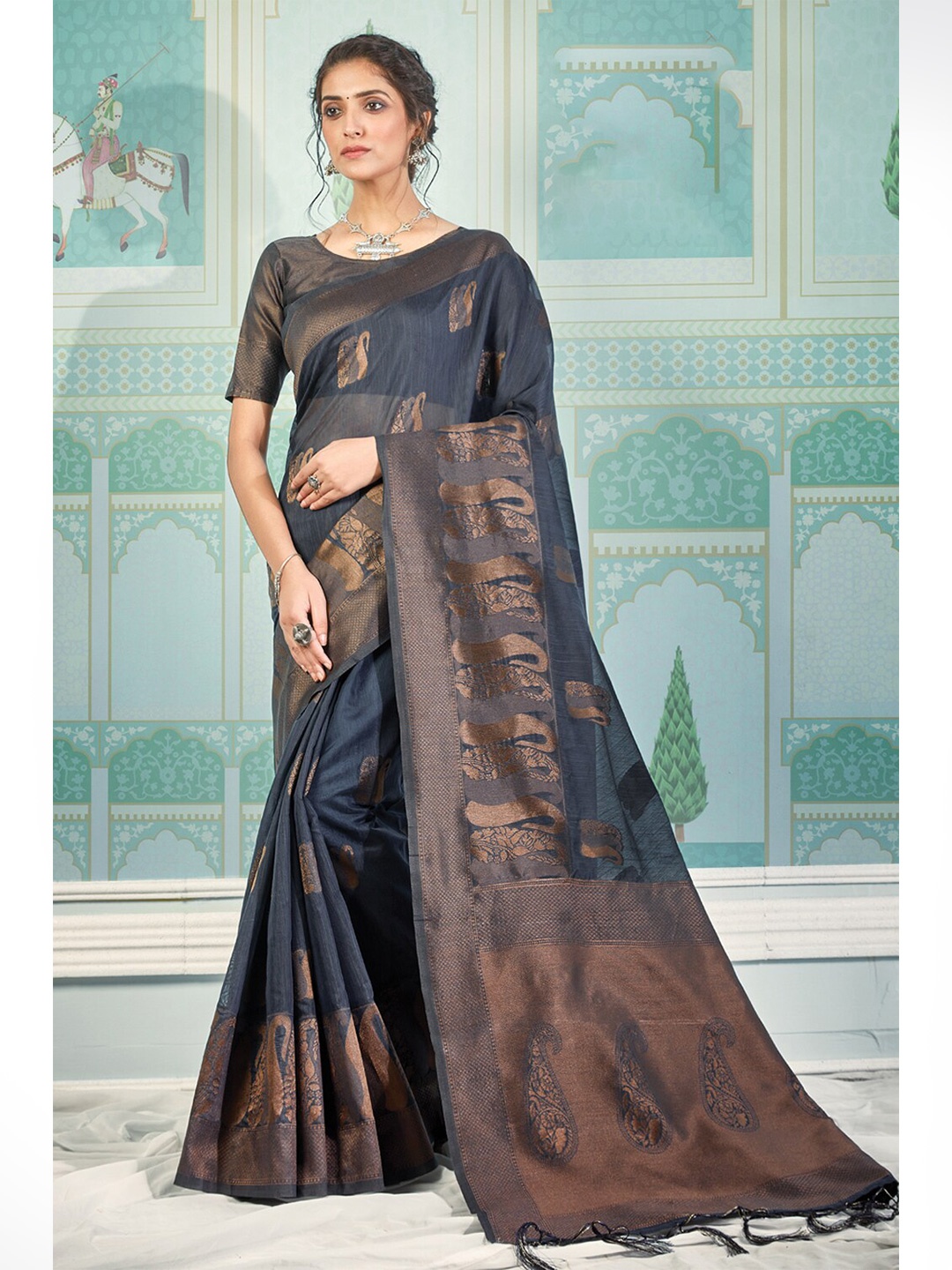 

SANGAM PRINTS Woven Design Zari Saree, Grey