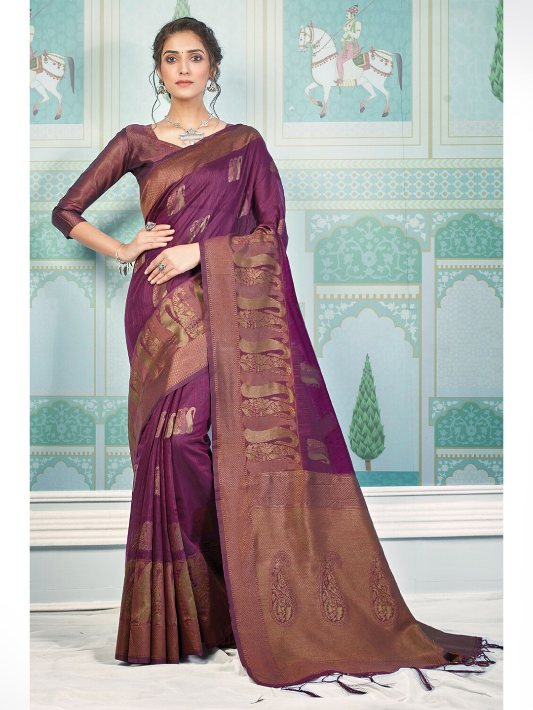 

SANGAM PRINTS Woven Design Zari Saree, Purple