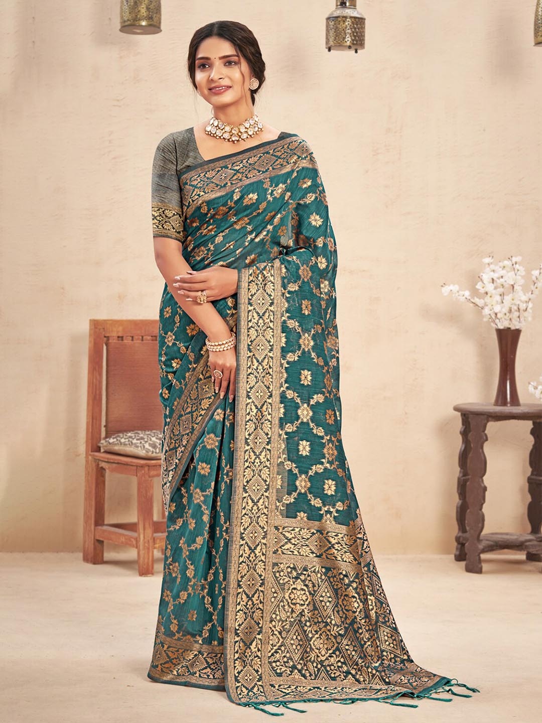 

SANGAM PRINTS Woven Design Zari Saree, Blue