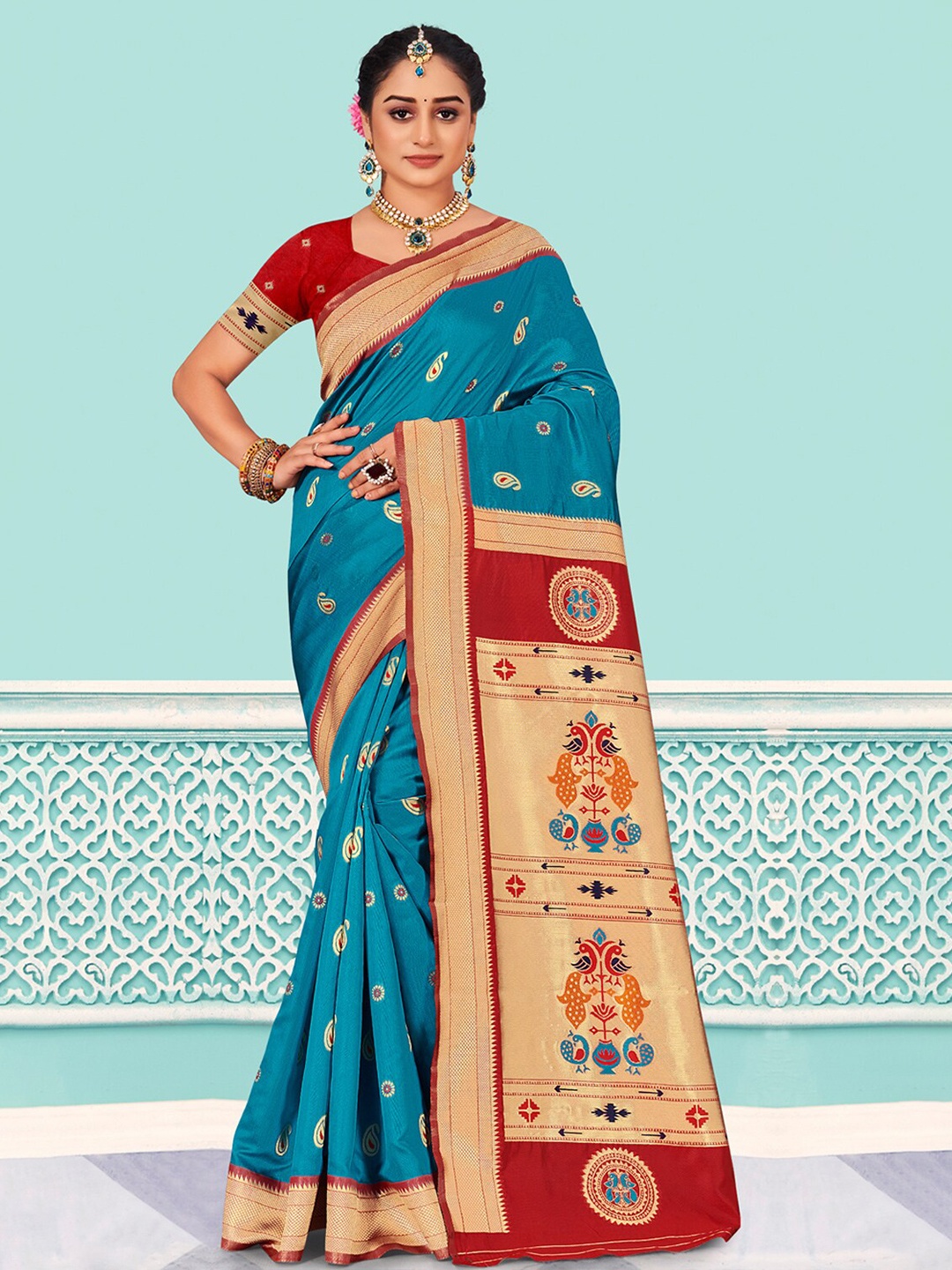 

SANGAM PRINTS Woven Design Zari Saree, Blue
