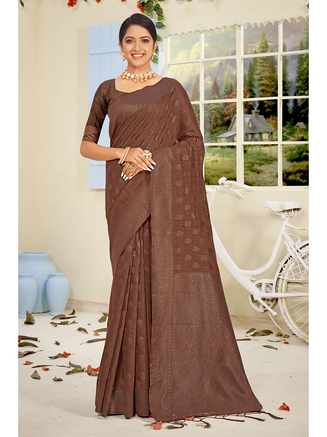 

SANGAM PRINTS Woven Design Zari Saree, Brown