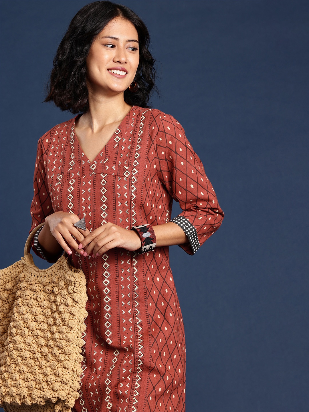 

Taavi Bagru Pure Cotton Geometric Printed Kurta, Rust