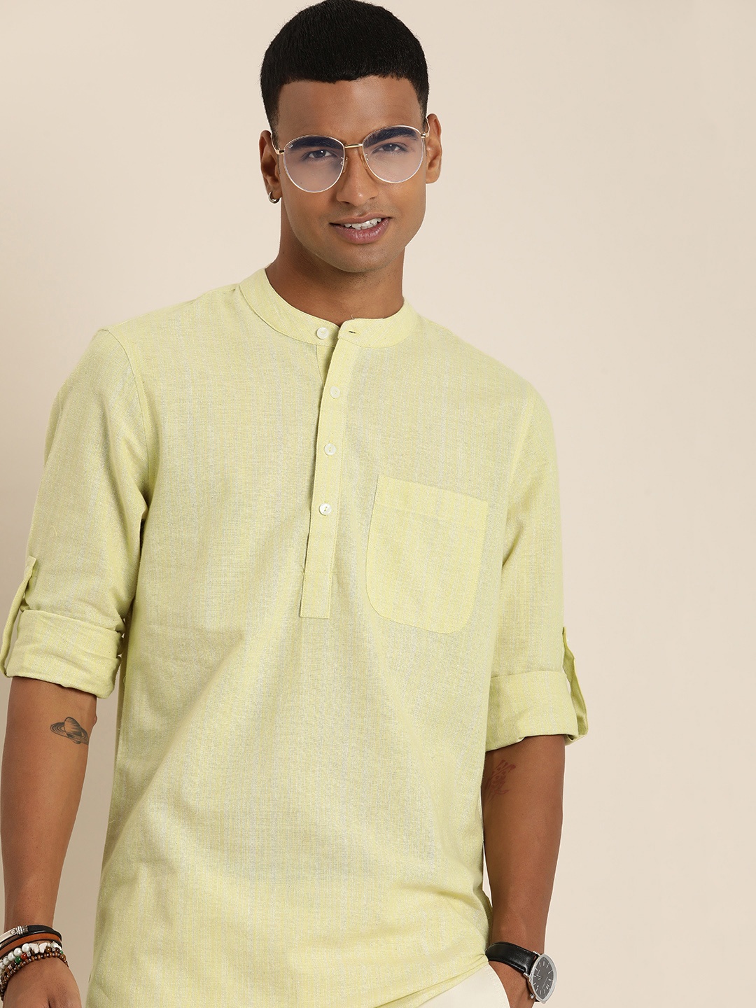 

Taavi Woven Legacy Pure Cotton Kurta with Shimmer Detail, Yellow