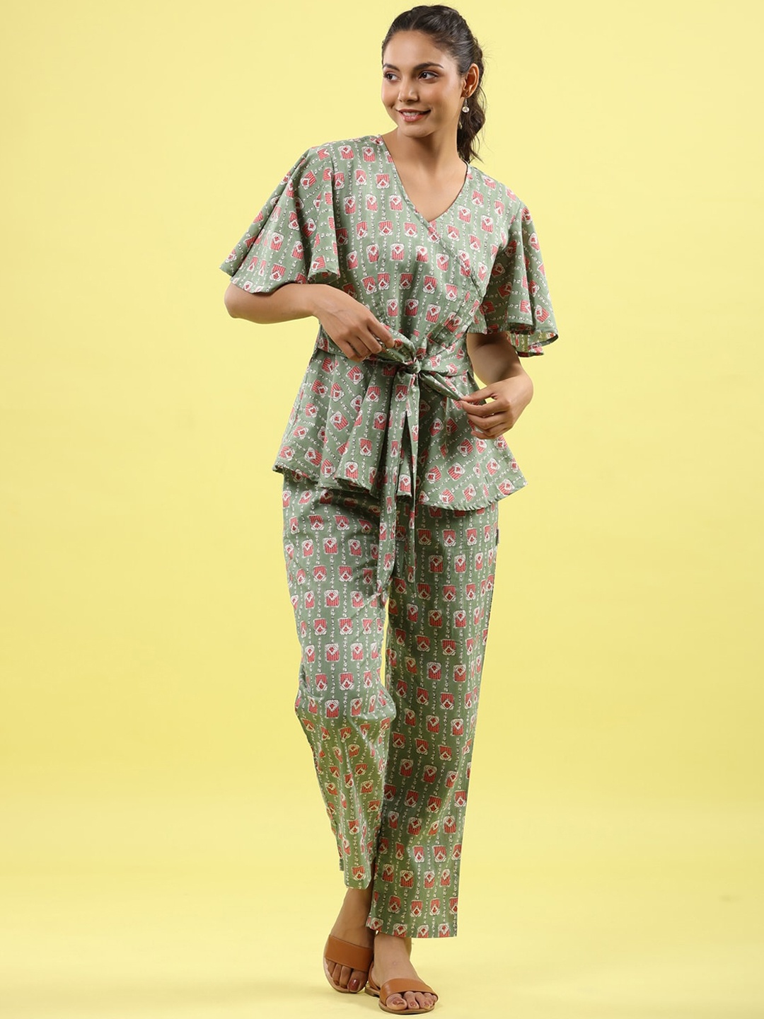 

JISORA Geometric Printed Pure Cotton Night suit, Green