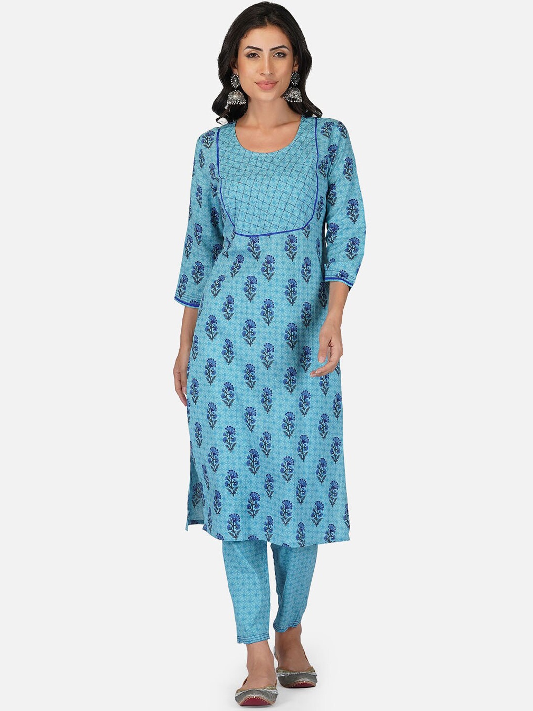 

Aarti Fashion Floral Printed Kurta with Trousers, Blue