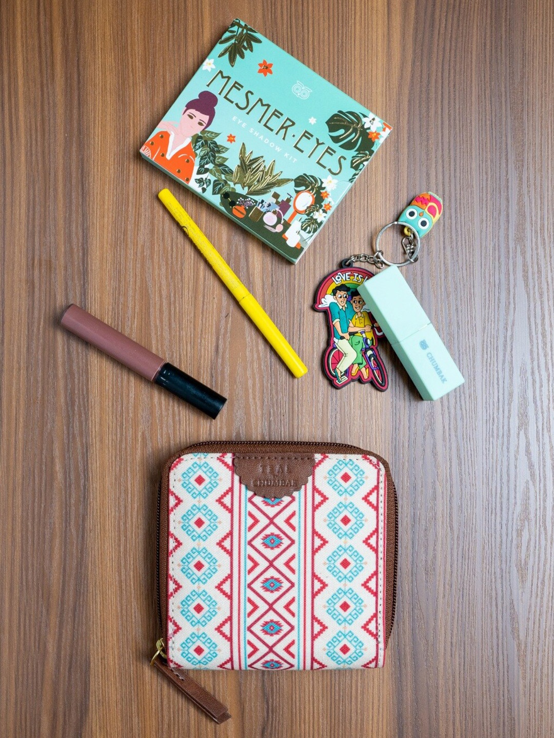 

Chumbak Women Ethnic Motifs Printed Canvas Zip Around Wallet, Red