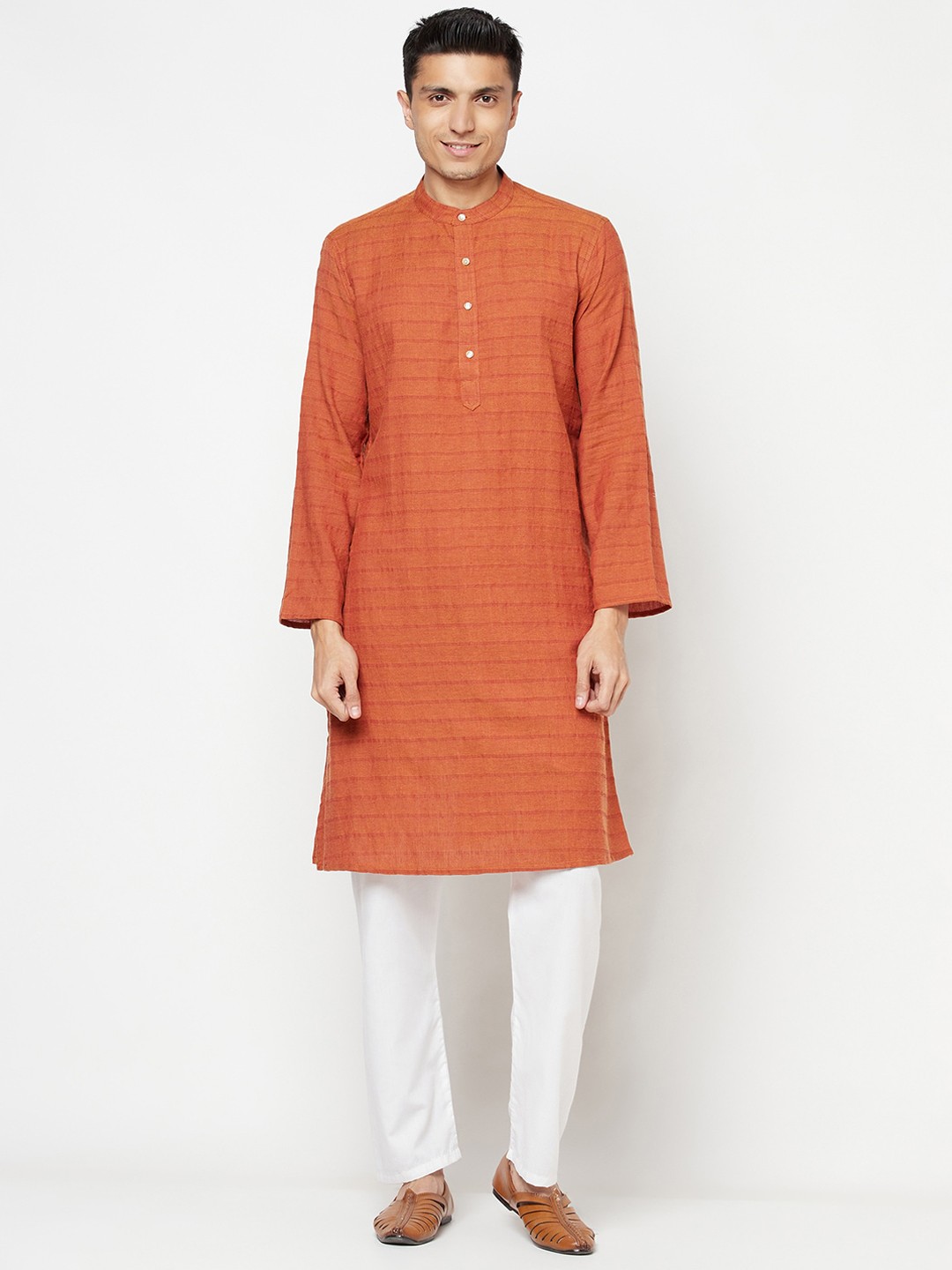 

Fabindia Men Mandarin Collar Cotton Kurta, Orange