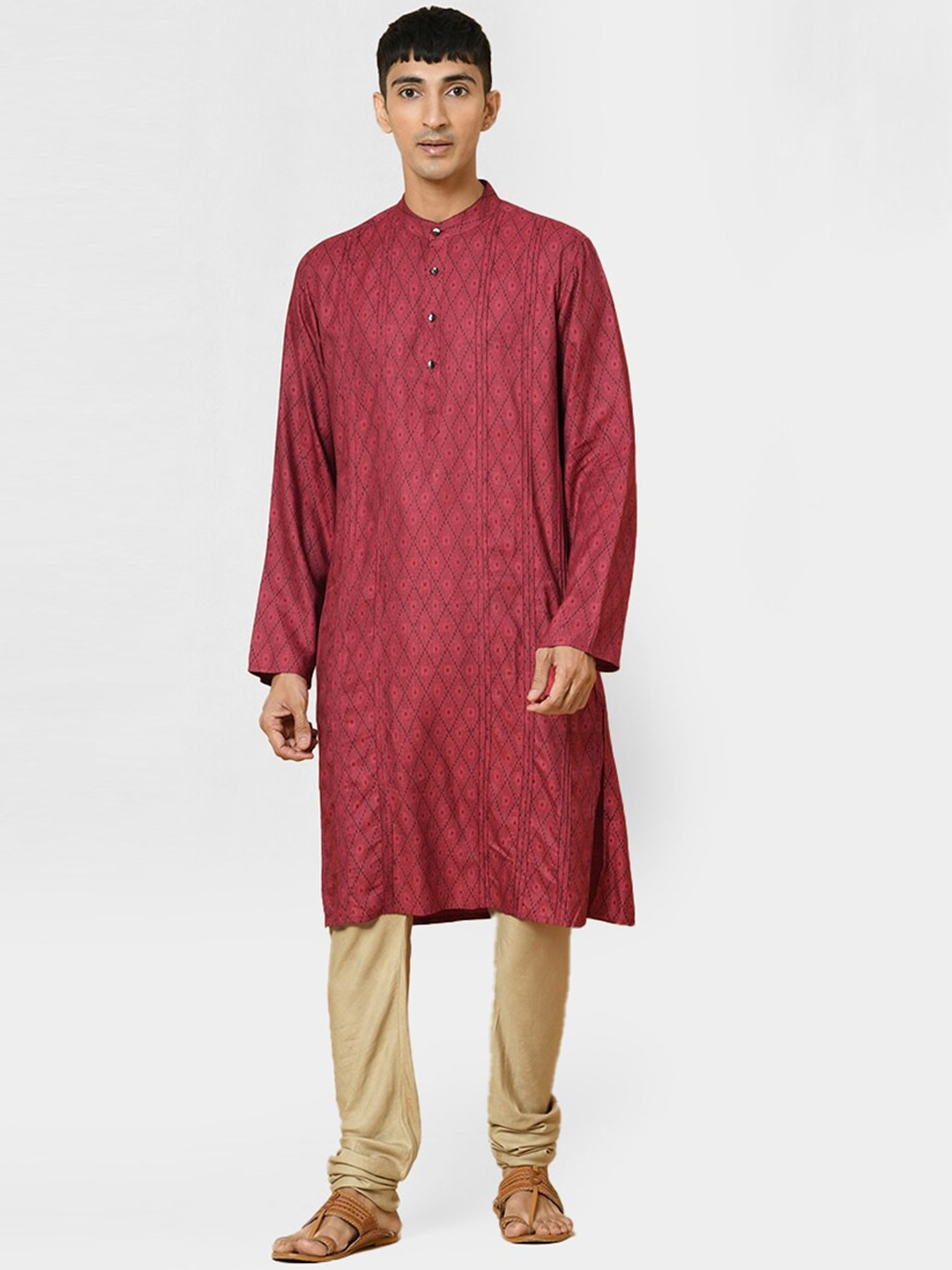 

Fabindia Men Geometric Printed Mandarin Collar Kurta, Red
