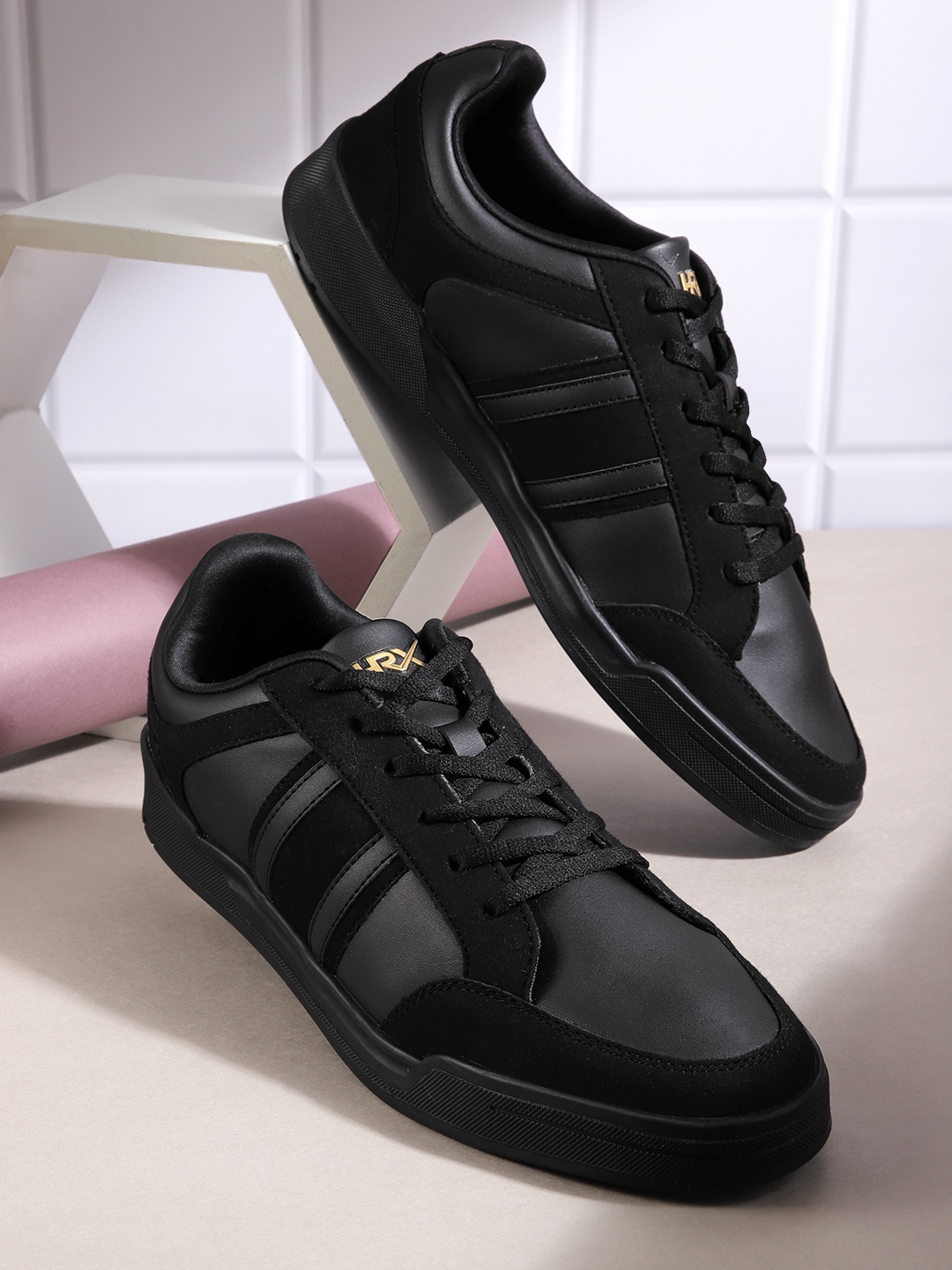 

HRX by Hrithik Roshan Men Everyday Sneakers, Black