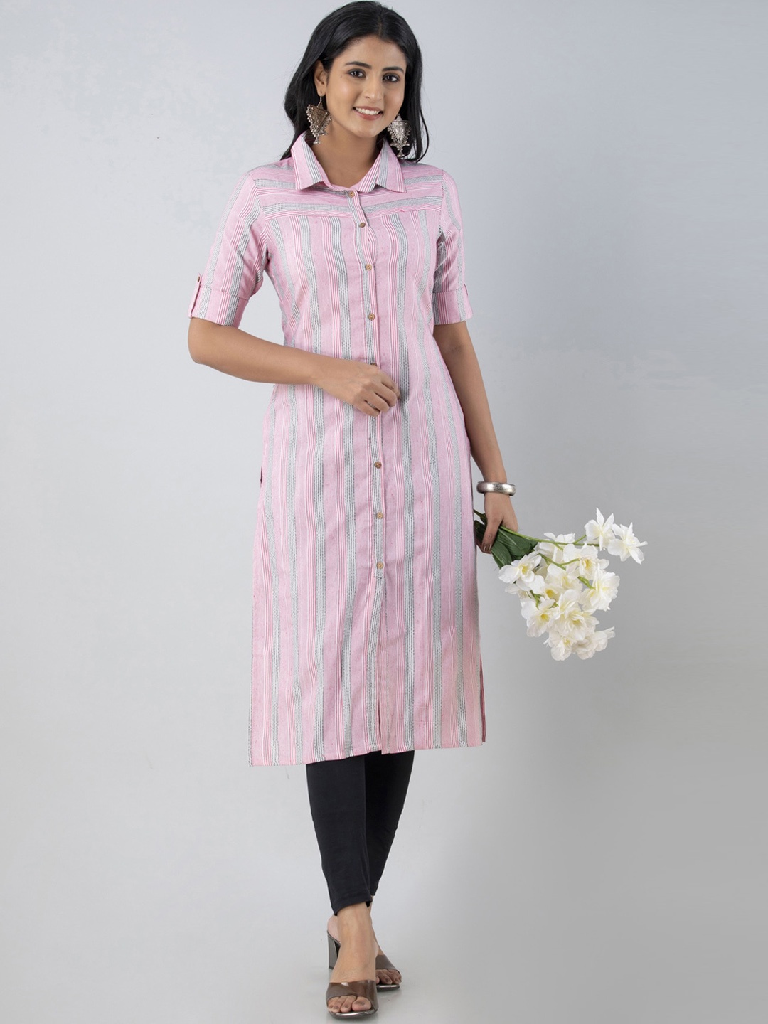 

PREKSHA Women Printed Thread Work Handloom Cotton Kurta, Pink