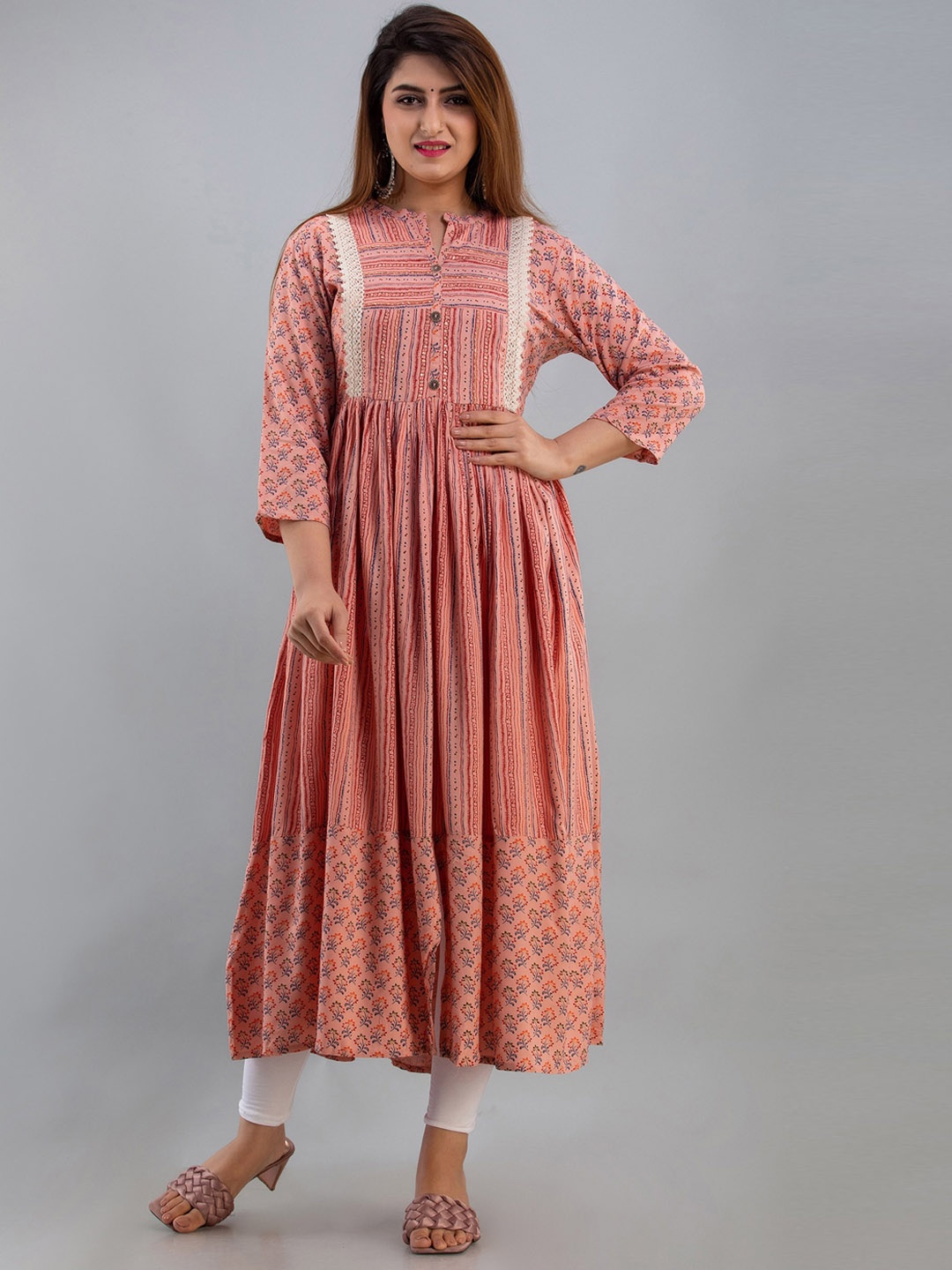 

PREKSHA Women Peach-Coloured Printed Anarkali Kurta