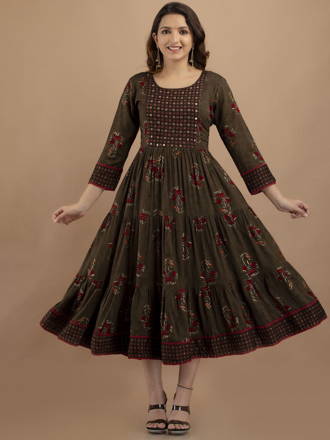 

PREKSHA Women Ethnic Motifs Embroidered Anarkali Kurta, Red