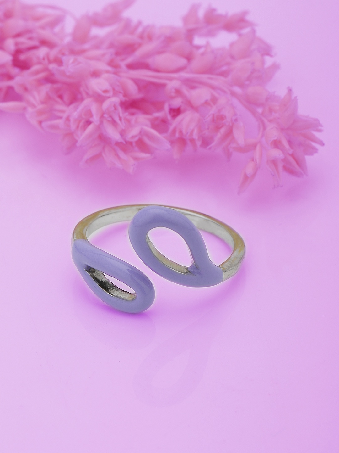 

Carlton London Women Silver-Toned & Purple Rhodium-Plated Adjustable Finger Ring