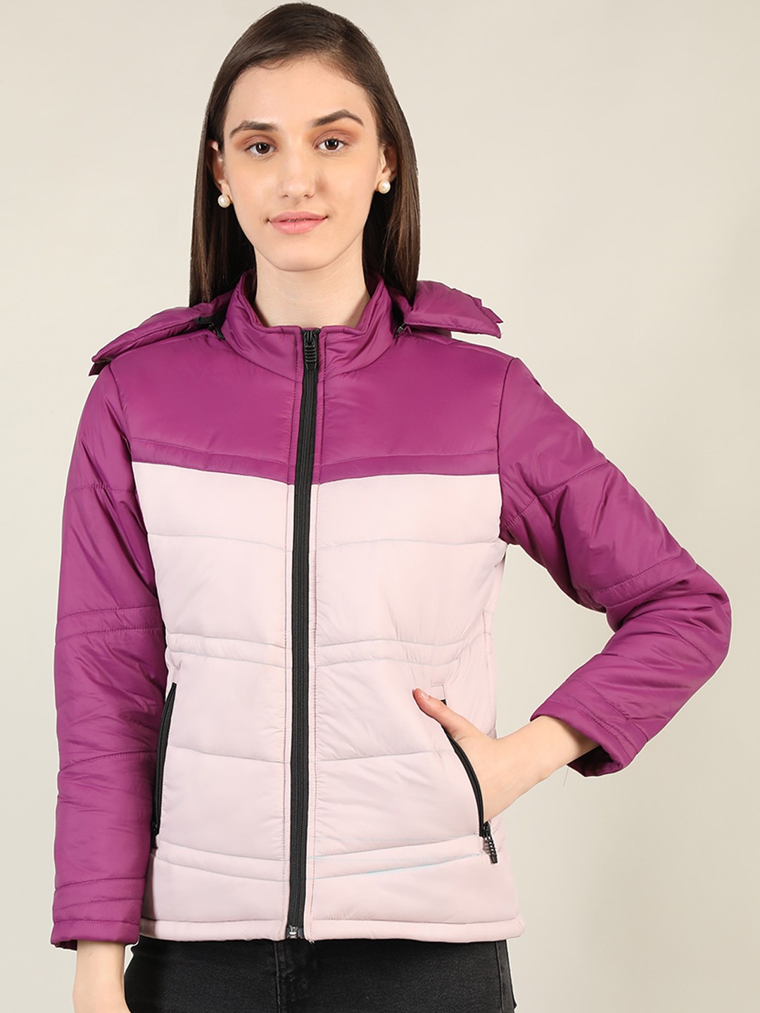 

CHKOKKO Women Colourblocked Lightweight Outdoor Padded Jacket, Multi