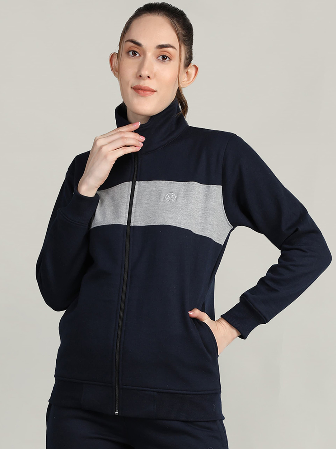 

CHKOKKO Women Colourblocked Fleece Outdoor Bomber Jacket, Navy blue