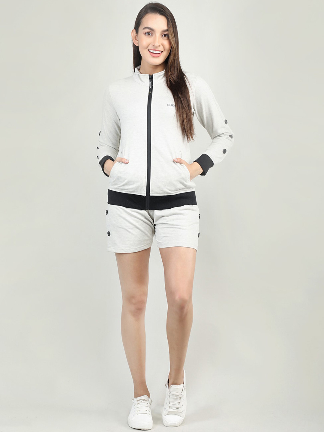 

CHKOKKO Women Solid Long Sleeves Co-Ords Set, Off white