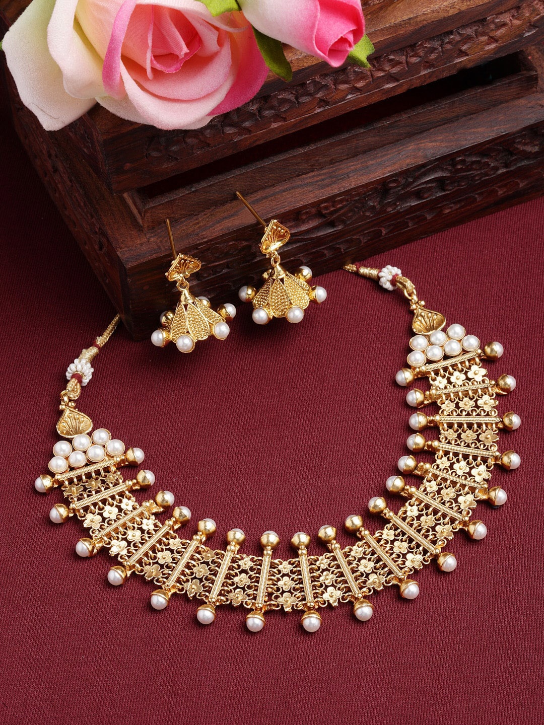 

ZENEME Gold-Plated Peal Studded And Beadded Jewellery Set, White