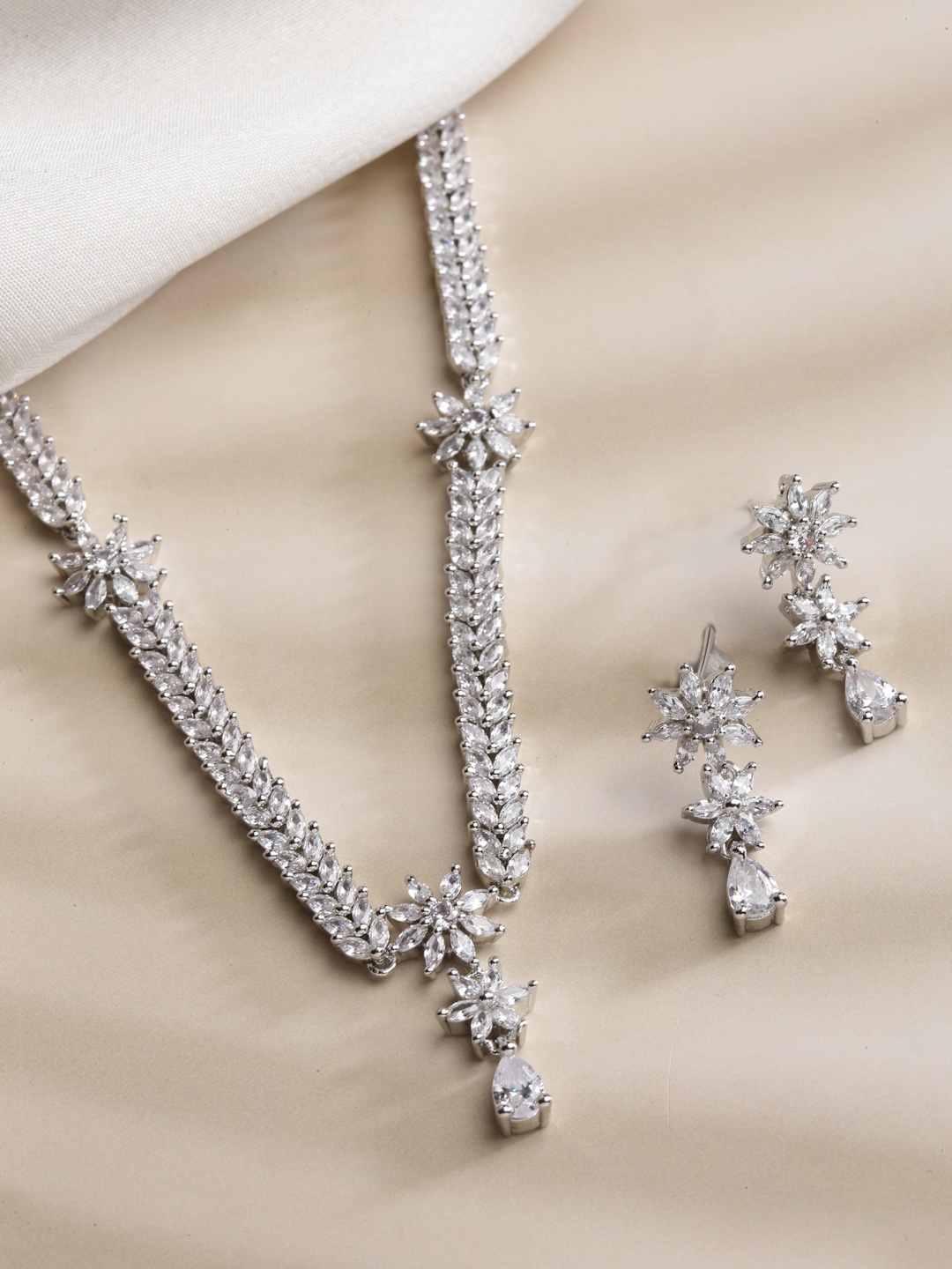 

ZENEME Rhodium-Plated AD-Studded Jewellery Set, Silver