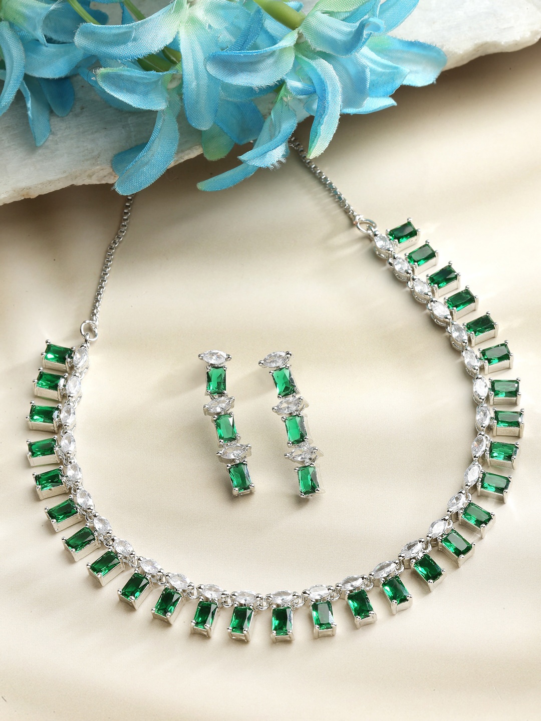

ZENEME Rhodium-Plated AD Stone-Studded Jewellery Set, Green