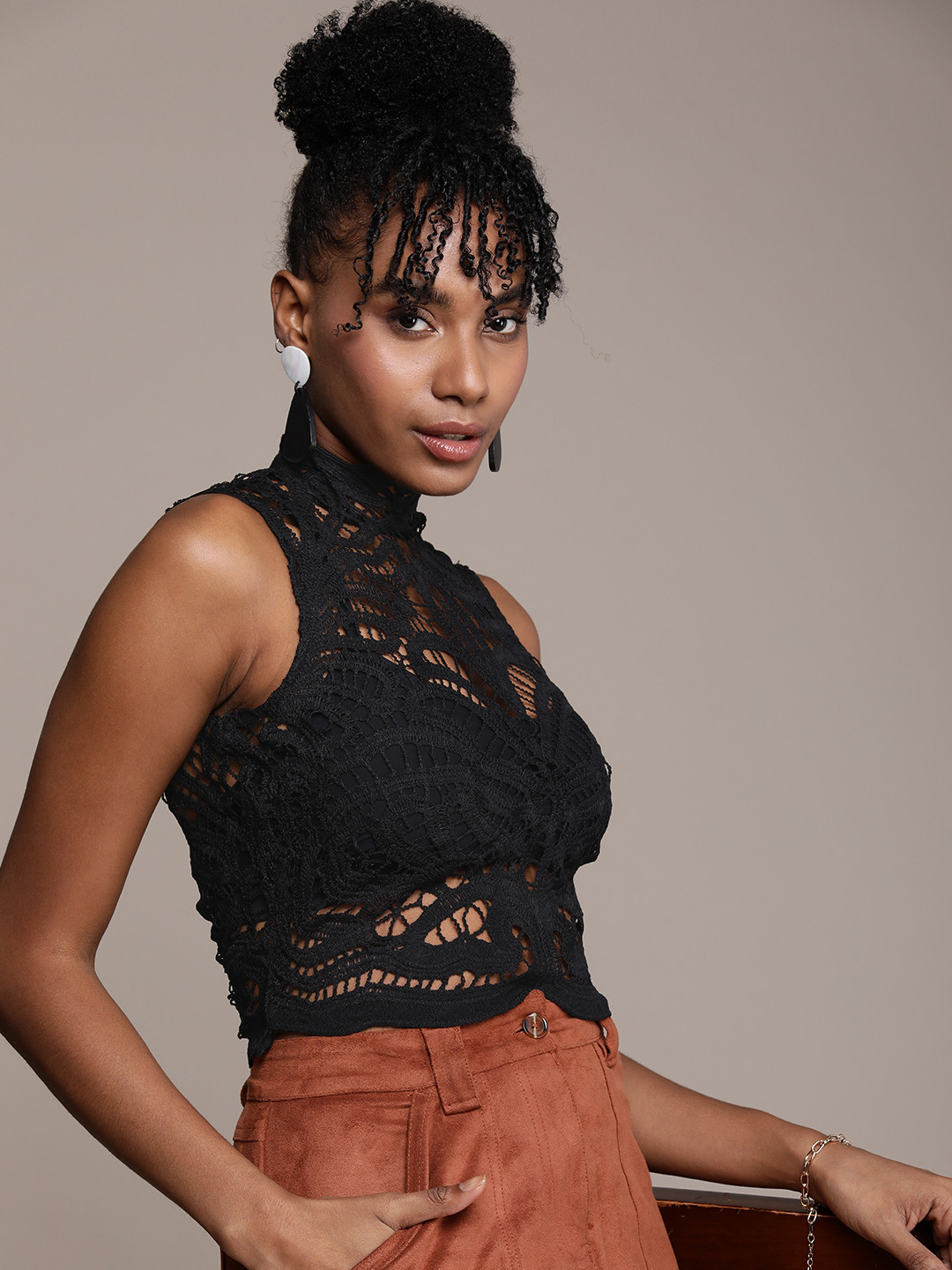 

bebe High Neck Semi-Sheer Fitted Lace Top With Back Zip Closure, Black