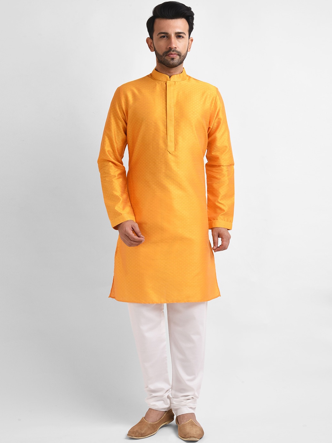 

FEMMIBELLA Men Mustard Yellow Printed Kurta with Pyjamas