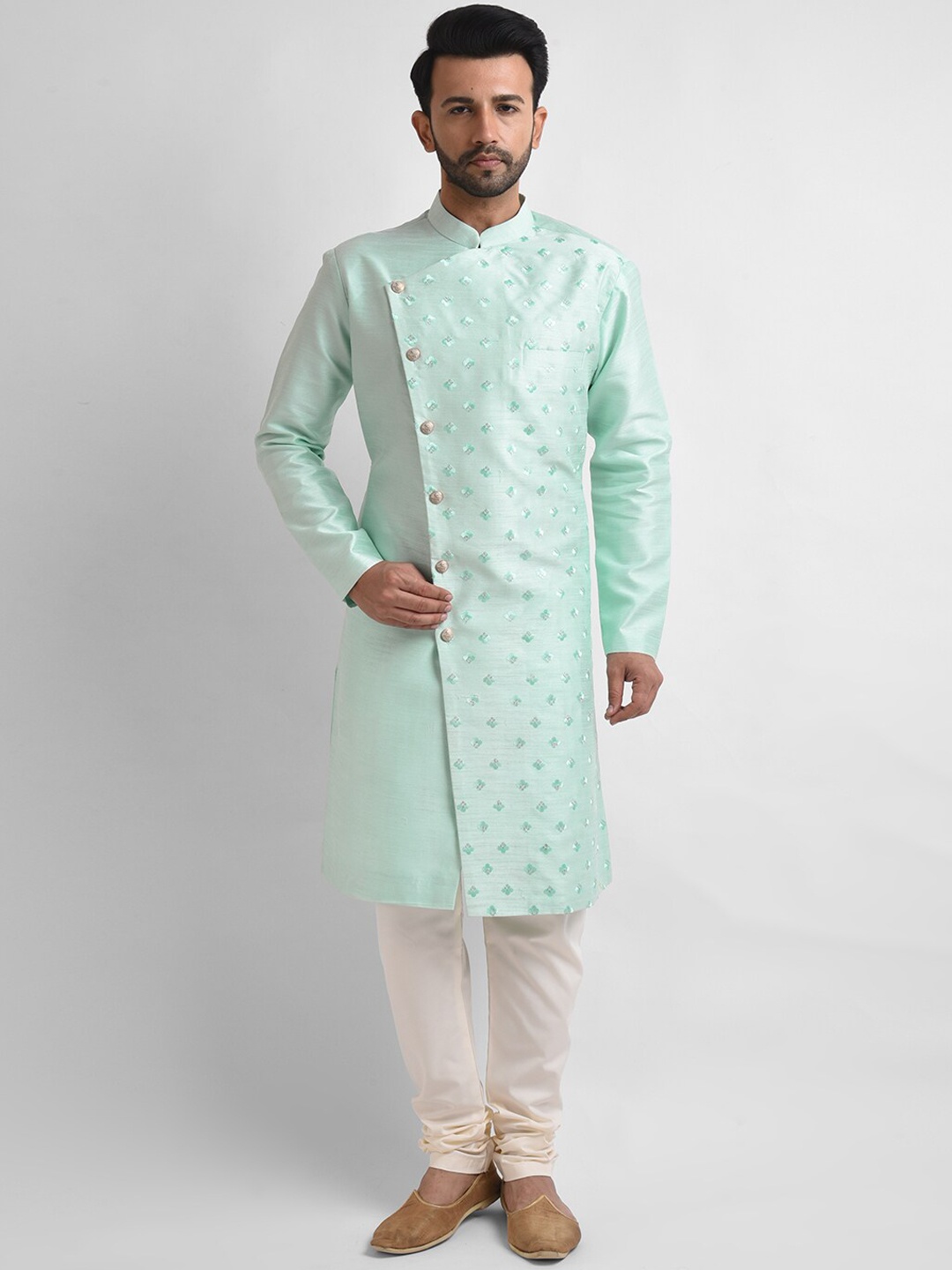 

FEMMIBELLA Men Green Embroidered Thread Work Kurta with Churidar