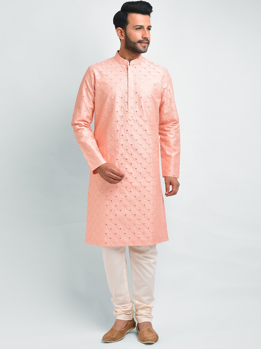 

FEMMIBELLA Men Embroidered Mirror Work Kurta with Churidar, Peach
