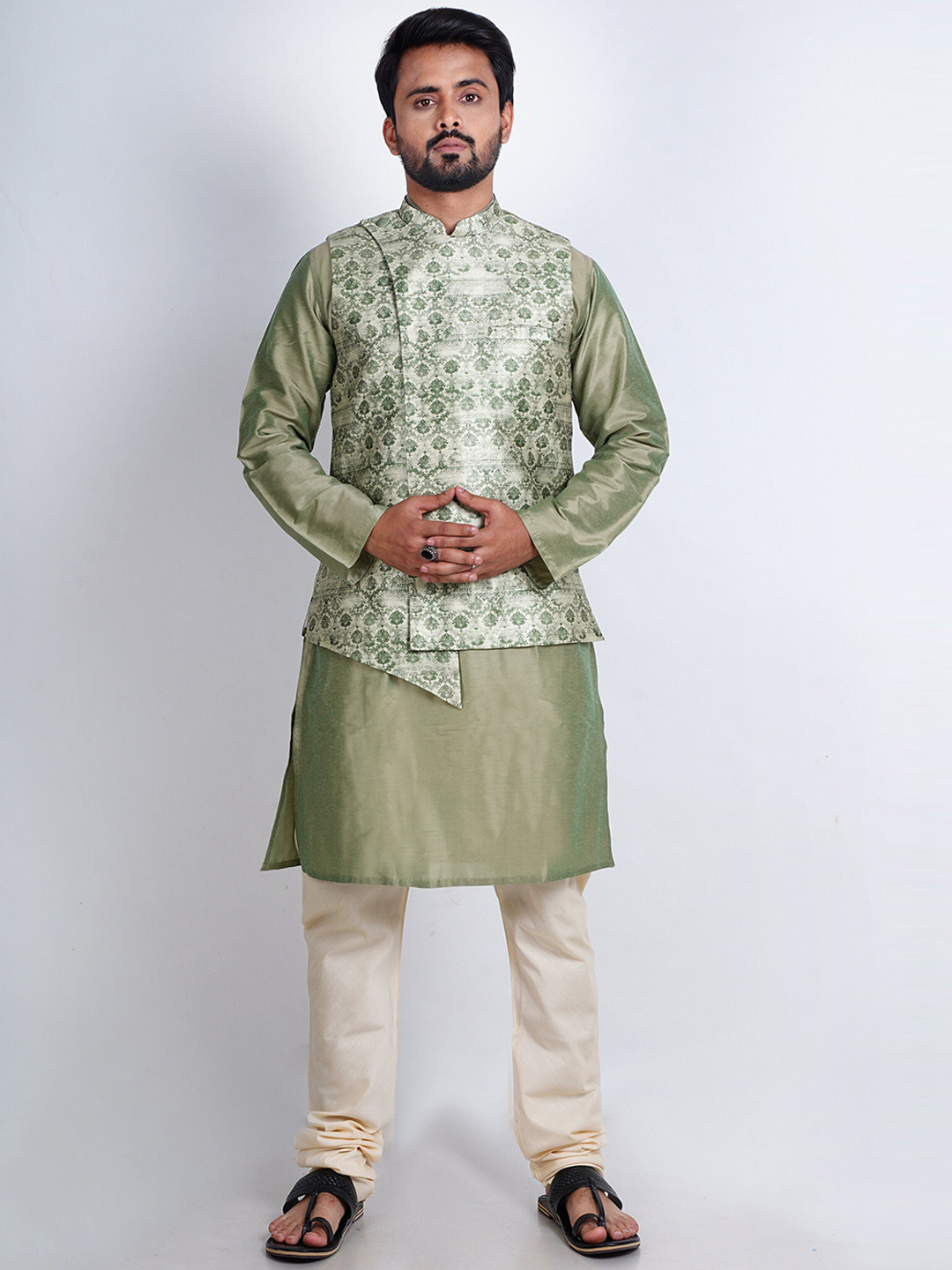 

HERE&NOW Men Woven Design Jacquard Nehru Jackets, Green
