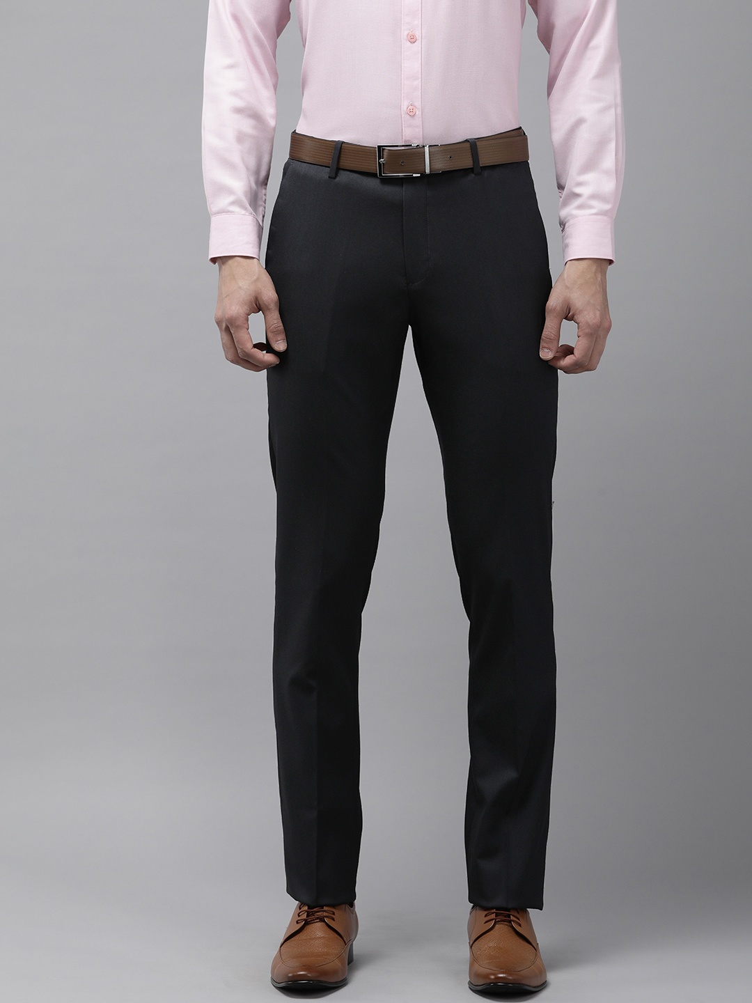 

Arrow Men Tailored Mid Rise Flat Front Formal Trousers, Navy blue