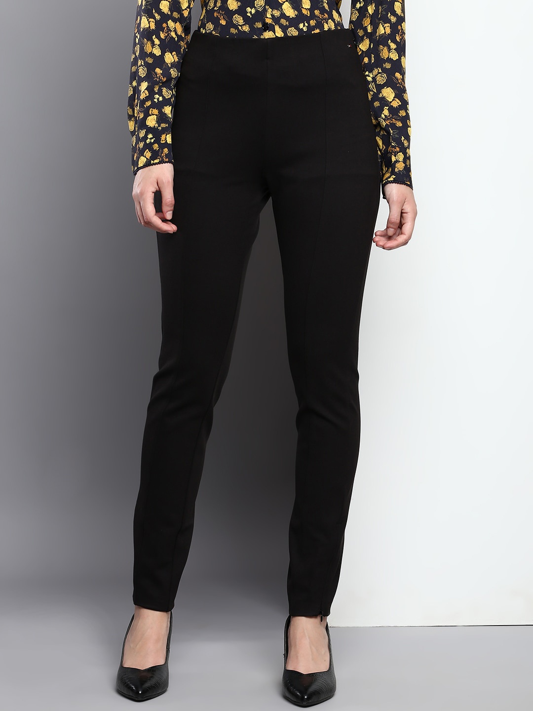 

Tommy Hilfiger Women Slim Fit Trouser, Black