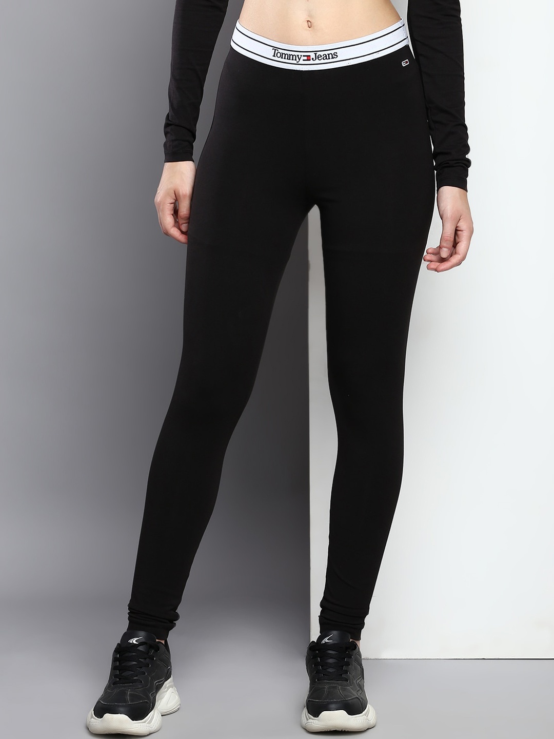 

Tommy Hilfiger Women Black Tights