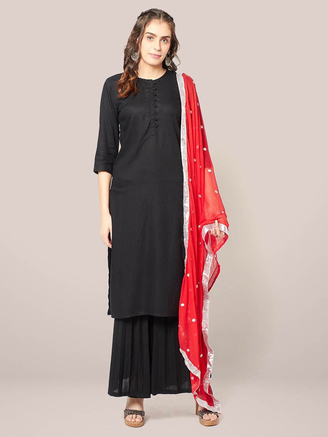 

Dupatta Bazaar Embroidered Dupatta with Zari, Red