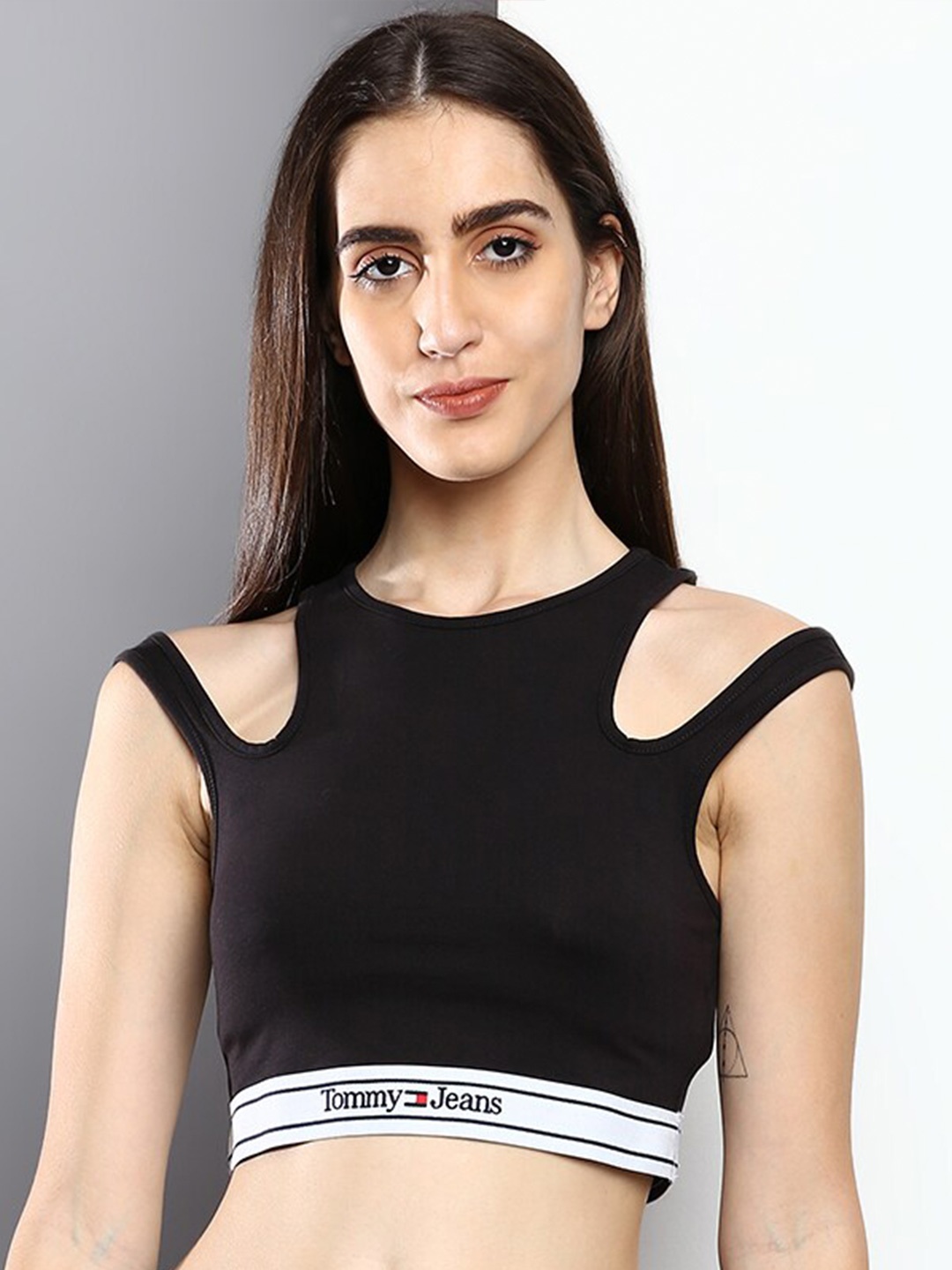 

Tommy Hilfiger Solid Bralette Crop Top, Black