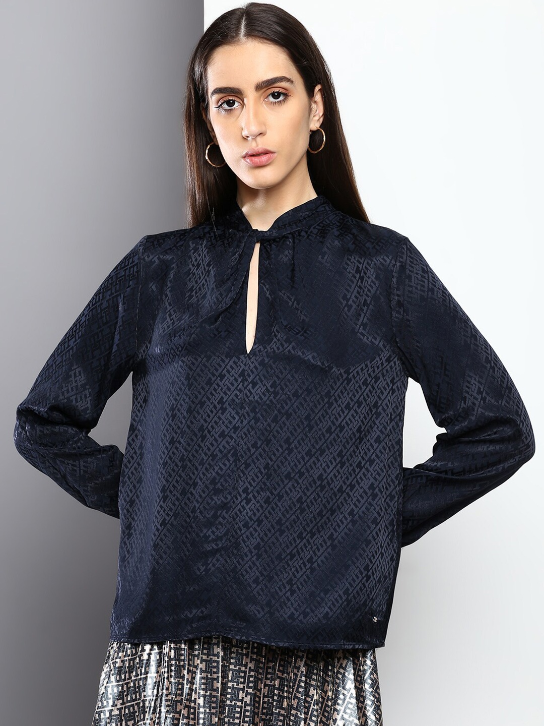 

Tommy Hilfiger Keyhole Neck Top, Navy blue