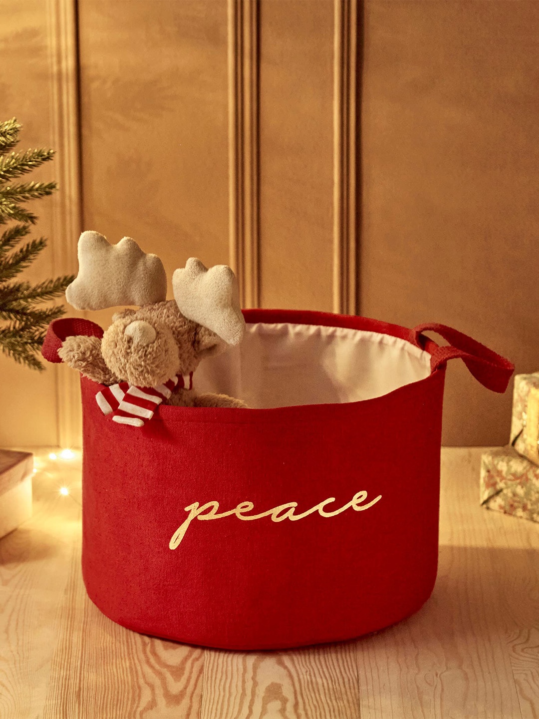 

Home Centre Carols Santa Red Printed Cotton Storage Basket