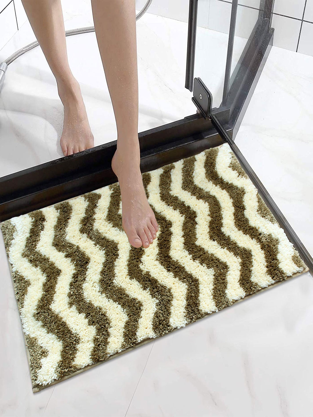 

LUXEHOME INTERNATIONAL Khaki & Cream Tokyo Waves 1300 GSM Anti-Skid Microfiber Bath Mat